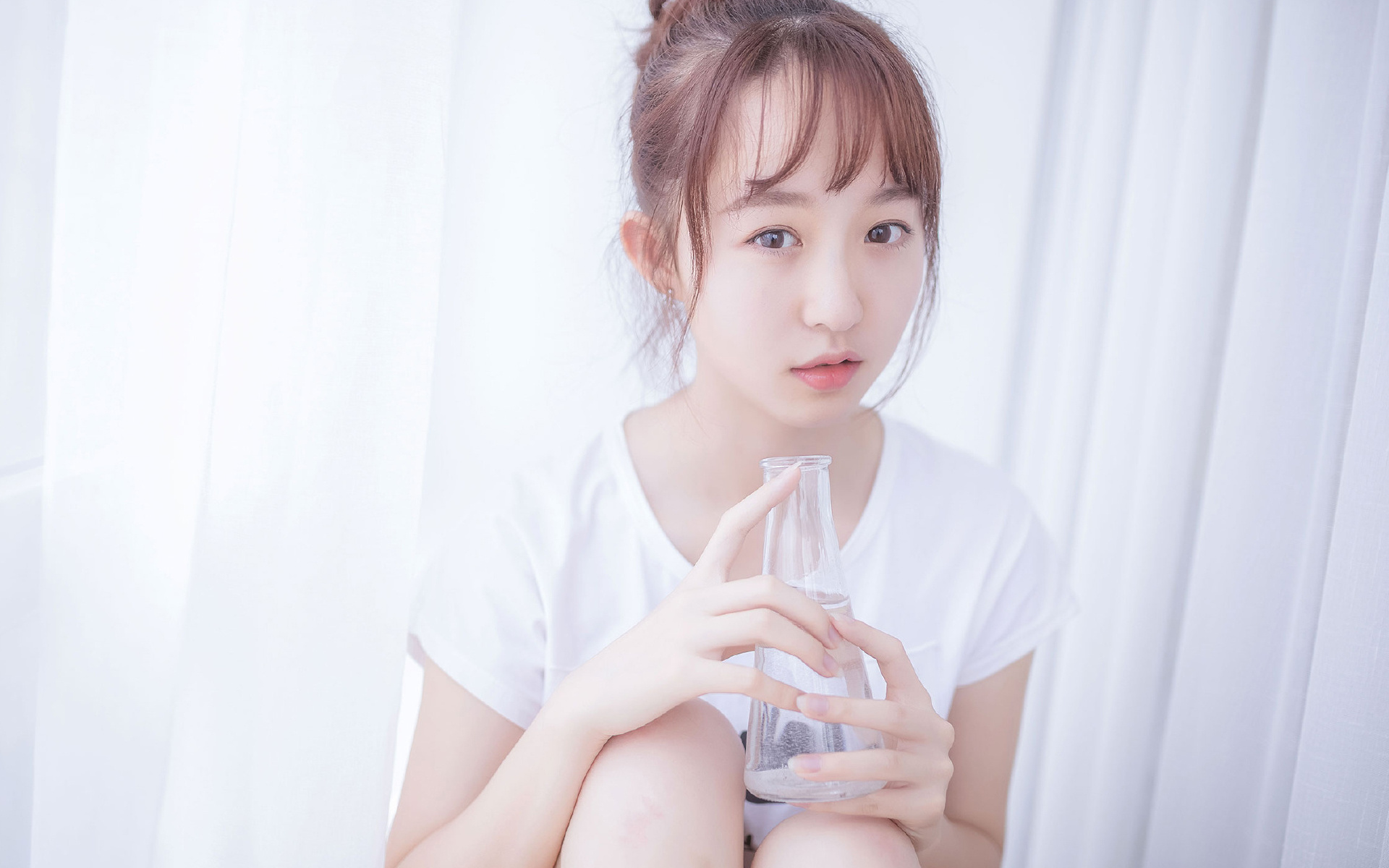 瑞士队在大赛中迎战强敌，取得胜利晋级，瑞士队赢了
